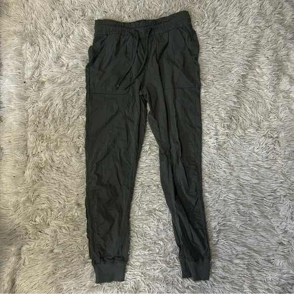 Lululemon Beyond The Studio Jogger - Picture 2 of 10